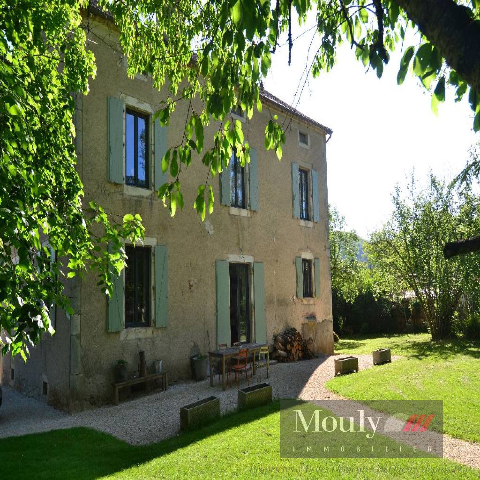 vente MAISON DE MAITRE RESTAUREE AUX PORTES DE SAINT CIRQ LAPOPIE