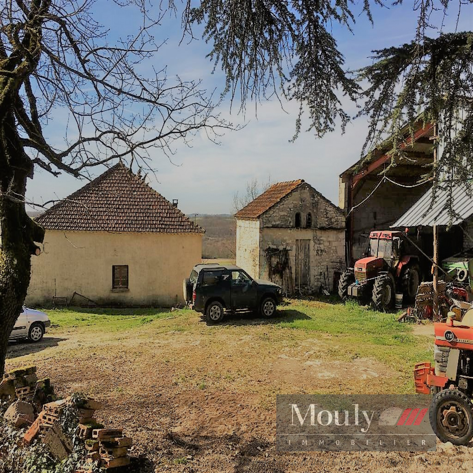 Ferme Avec Hectares à Vendre En Vendée vente ANCIENNE FERME A RÉNOVER AVEC 4 HECTARES ATTENANT | Mouly Immobilier